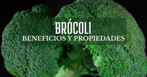 dos cogollos de brocoli apilados