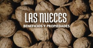 un montón de nueces apiladas